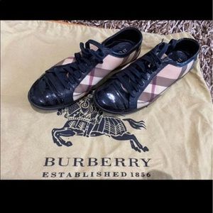 Authentic Burberry Women Shoe